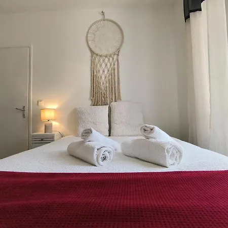 Centre Cosy アパート ポー